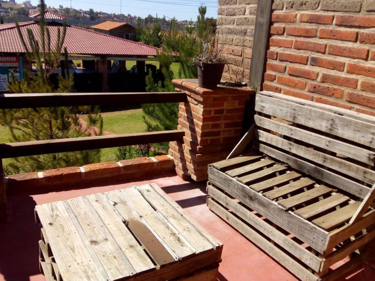 Hotel Cabanas Azul Tequilana Арандас Экстерьер фото