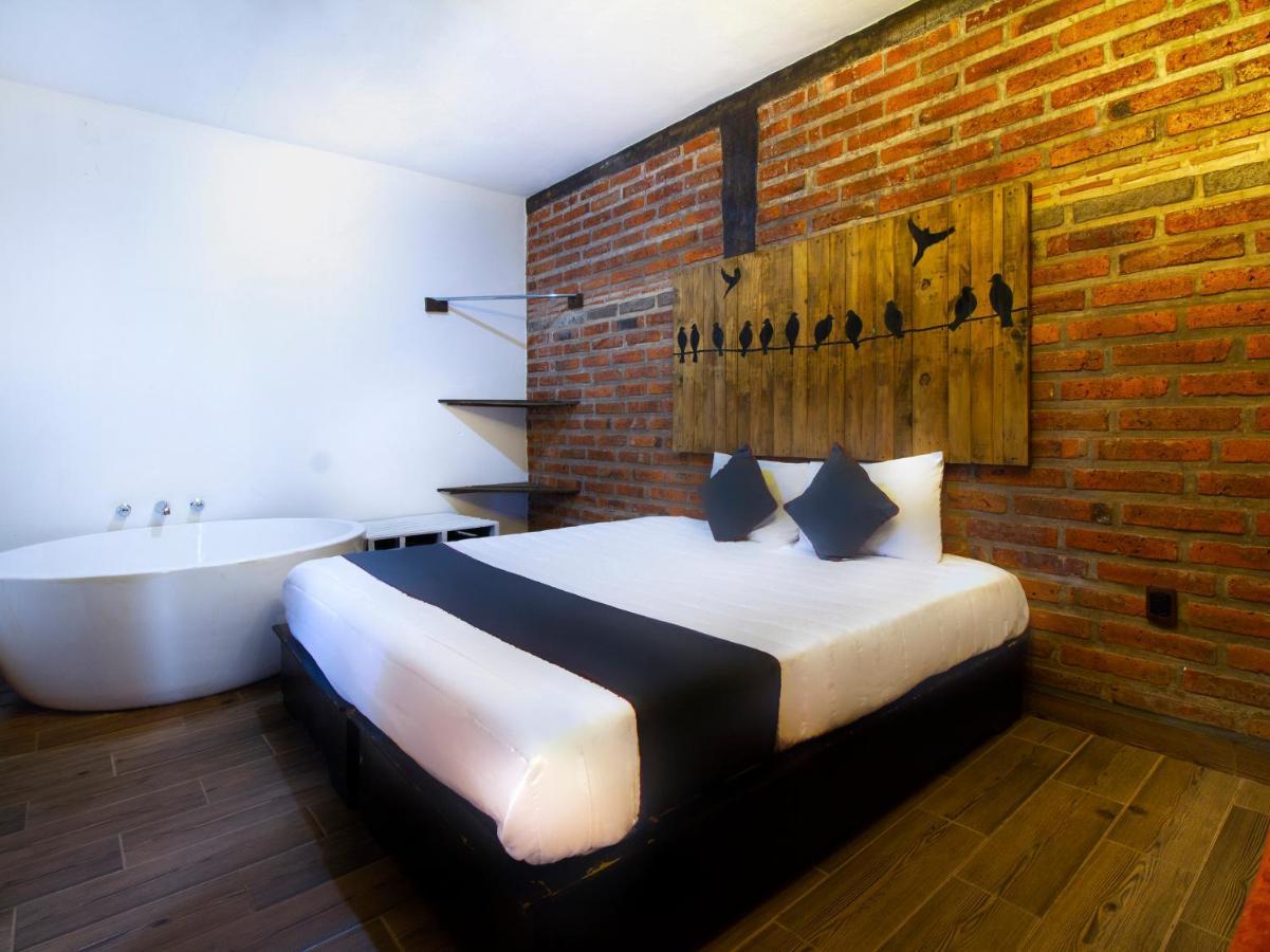 Hotel Cabanas Azul Tequilana Арандас Экстерьер фото