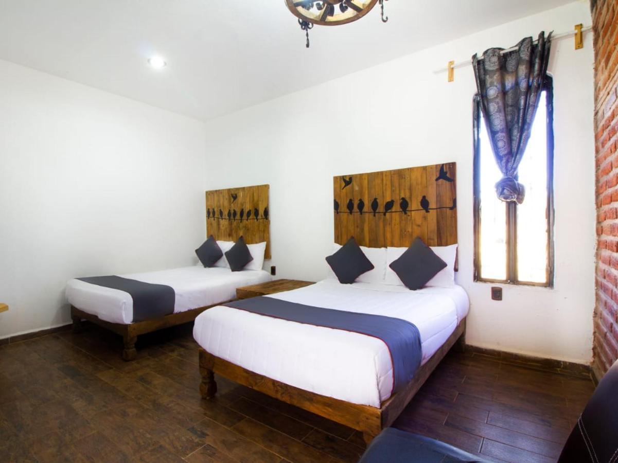 Hotel Cabanas Azul Tequilana Арандас Экстерьер фото