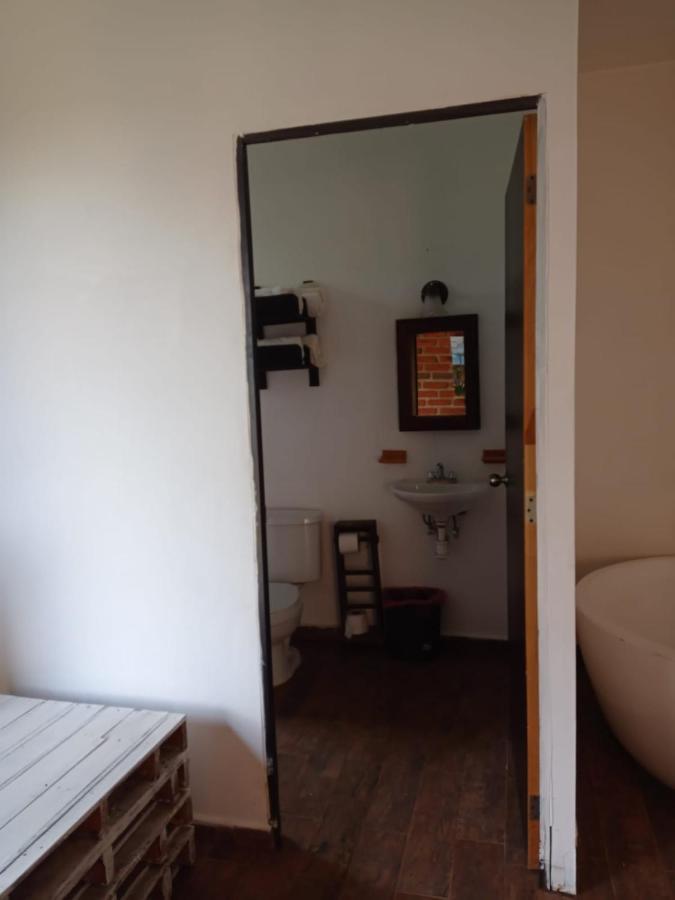 Hotel Cabanas Azul Tequilana Арандас Экстерьер фото