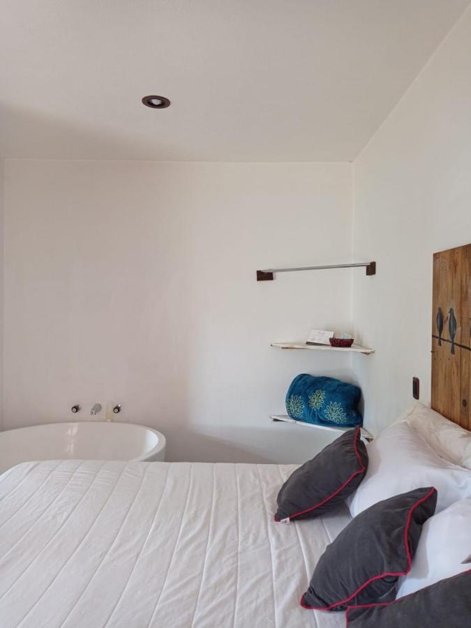 Hotel Cabanas Azul Tequilana Арандас Экстерьер фото
